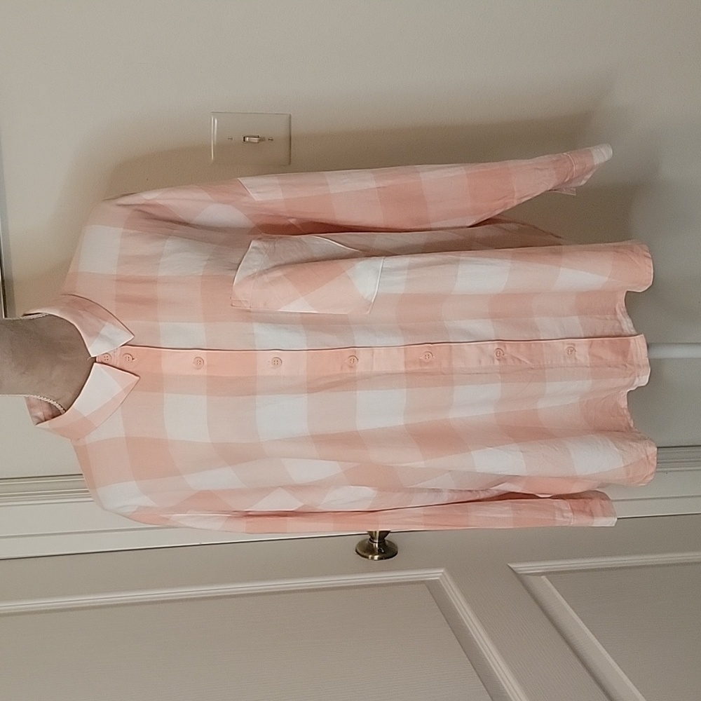 Divided, Size L Powder Pink & White Checkered Long Sleeve Shirt, "Flannel-esque"